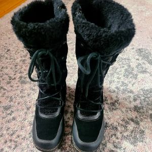 Bare Traps Snow Boots Size 6.5
